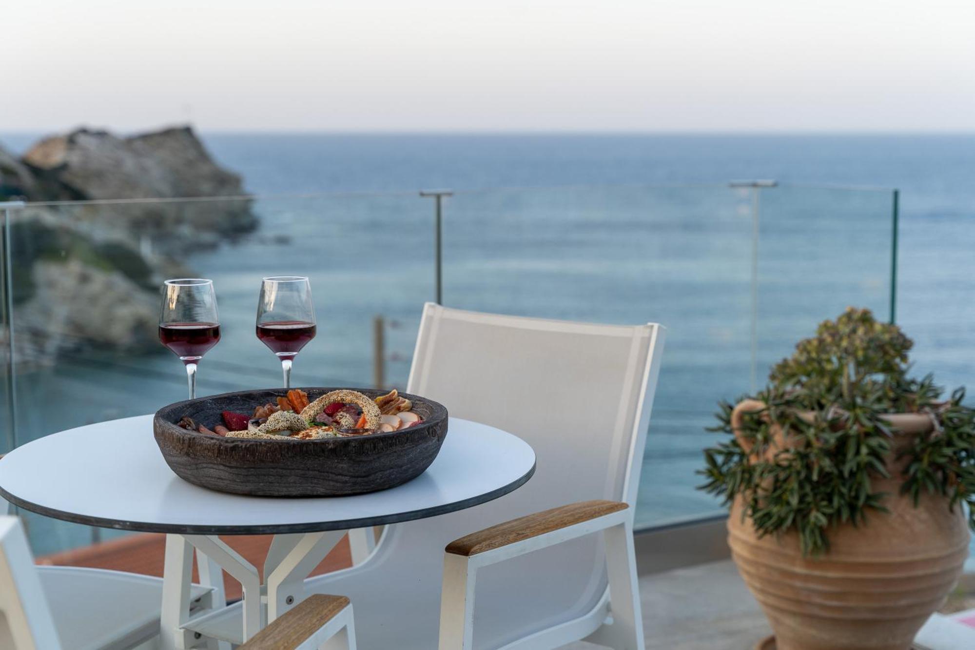 ליגאריה Amazing View Villa Aliki With Infinity Pool & Spa מראה חיצוני תמונה